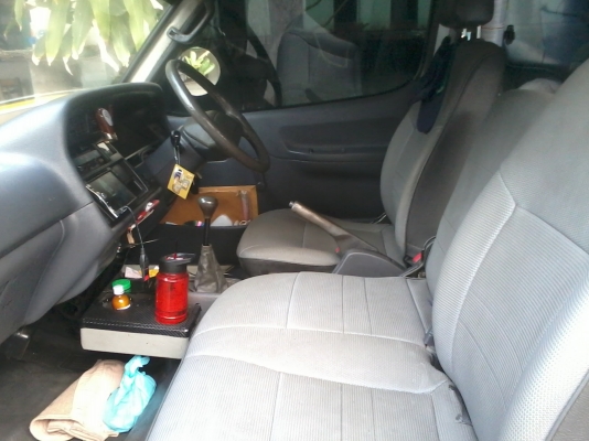 ขายด่วนรถตู้ไฮเอสปี 93 เครื่องดีเซล 2500 หลังคาสูงสภาพพร้อมใช้งานครับ