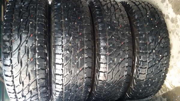 ขายยาง235 70 15 บิสโตนปี12ชุดละ9500