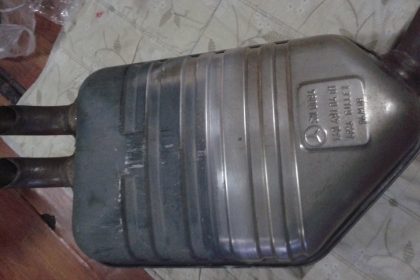 ิิิขายท่อไอเสีย เบนซ์ s 280 w140 ยกเส้น 7500 บาท