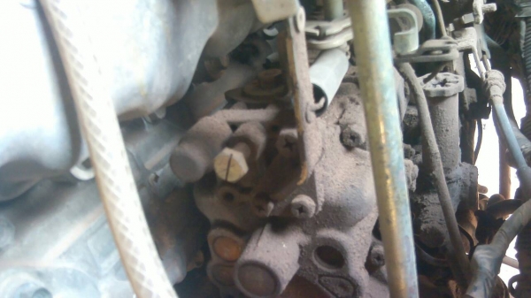 ขายรถ 6 ล้อ กระบะคาร์คอกสูง ISUZU NPR เครื่อง.120 แรง เกียร์สั้น สวย ราคา.450000 ขายรถ 6 ล้อ กระบะคาร์คอกสูง ISUZU NPR เครื่อง.120 แรง เกียร์สั้น สวย ราคา.450000