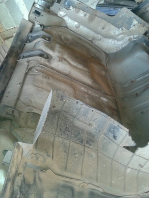 ขายรถ 6 ล้อ กระบะคาร์คอกสูง ISUZU NPR เครื่อง.120 แรง เกียร์สั้น สวย ราคา.450000 ขายรถ 6 ล้อ กระบะคาร์คอกสูง ISUZU NPR เครื่อง.120 แรง เกียร์สั้น สวย ราคา.450000