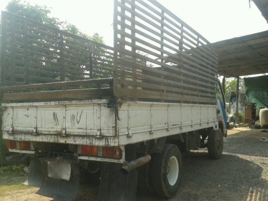 ขายรถ 6 ล้อ กระบะคาร์คอกสูง ISUZU NPR เครื่อง.120 แรง เกียร์สั้น สวย ราคา.450000 ขายรถ 6 ล้อ กระบะคาร์คอกสูง ISUZU NPR เครื่อง.120 แรง เกียร์สั้น สวย ราคา.450000