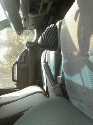 ขายรถ 6 ล้อ กระบะคาร์คอกสูง ISUZU NPR เครื่อง.120 แรง เกียร์สั้น สวย ราคา.450000 ขายรถ 6 ล้อ กระบะคาร์คอกสูง ISUZU NPR เครื่อง.120 แรง เกียร์สั้น สวย ราคา.450000