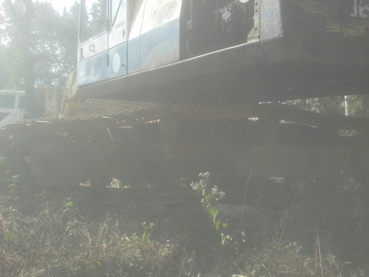 ***ขายแล้วครับขอบคุณ Truck2hand ขายPC200-5 แบคโฮยอดนิยม KOMATSU PC200-5 คอนโทรลยาว ไฟฟ้าตัด กล่องมี อุปกรณ์ค่อนข้างครบ เครื่องเดิม ปั้มเดิม เครื่องดี ปั้มแรง ทำงานดี เร็ว บูมอาร์มดี มีปะหน่อย บุ้งกี๋พอใช้ เอวดี แน่น ไม่แตก ไม่ร้าว ช่วงล่าง60\% โซ่พอใช้ แทร