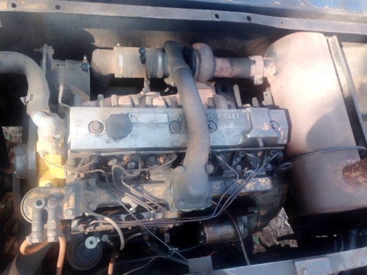 ***ขายแล้วครับขอบคุณ Truck2hand ขายPC200-5 แบคโฮยอดนิยม KOMATSU PC200-5 คอนโทรลยาว ไฟฟ้าตัด กล่องมี อุปกรณ์ค่อนข้างครบ เครื่องเดิม ปั้มเดิม เครื่องดี ปั้มแรง ทำงานดี เร็ว บูมอาร์มดี มีปะหน่อย บุ้งกี๋พอใช้ เอวดี แน่น ไม่แตก ไม่ร้าว ช่วงล่าง60\% โซ่พอใช้ แทร