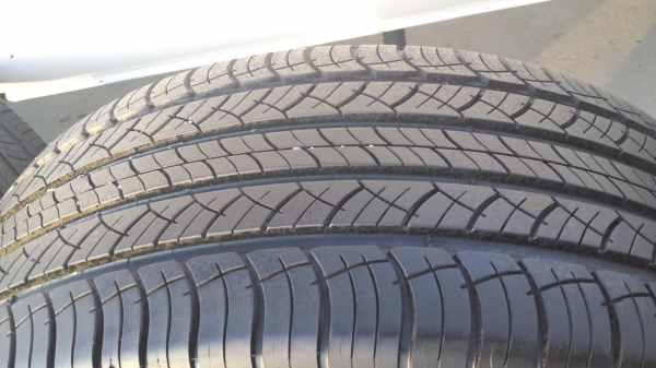 ขายยาง michelin 265/70r16