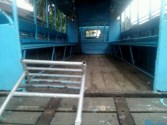 ขายรถบรรทุก 6ล้อ  ISUSU