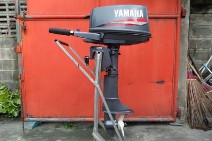 ขาย เครื่องเรือ YAMAHA 4 แรง 2 จังหวะ สภาพสวย 14,500