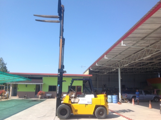 ขายรถฟอร์คลิฟท์Komatsuรุ่นFd35-2มือสองญี่ปุ่นเสาสูง6เมตร