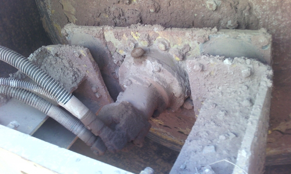 ขายด่วนรถบดSAKAI-SV500Dสั่นสเทือน2เพลามีทะเบืยน10ตัน