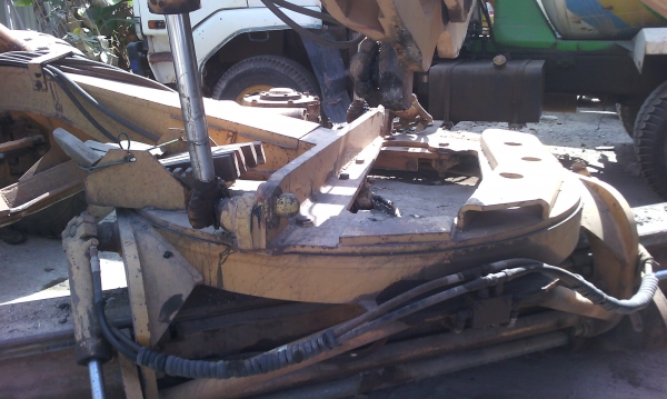 ขายรถเกรดGALION-850Aรถสวยสภาพพร้อมใช้งานมีทะเบืยน ขายรถเกรดGALION-850Aรถสวยสภาพพร้อมใช้งานมีทะเบืยน