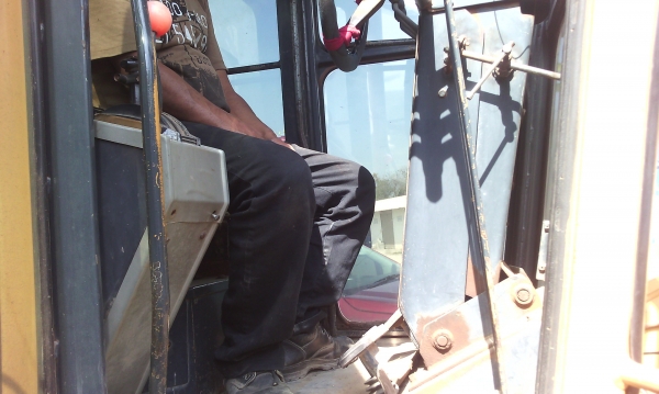 ขายรถเกรดGALION-850Aรถสวยสภาพพร้อมใช้งานมีทะเบืยน ขายรถเกรดGALION-850Aรถสวยสภาพพร้อมใช้งานมีทะเบืยน