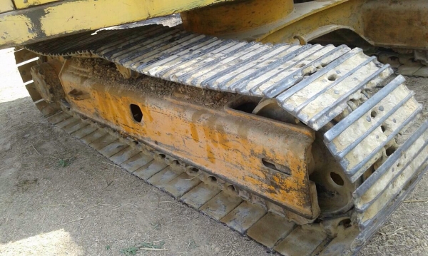 KOMATSU PC 100-2 รถบอดี้สวยเดิมดีมากครับ เครื่องเดิมปั๊มเดิมทำงานคล่องตัวดีมากครับ ภายในสะอาดไม่มีเลอะอุปกรณ์ภายในอยู่ครบครัน ภายนอกบูมอาร์มสวย ช่วงล่างเอวแน่นดี เฟรมไม่มีผุไม่มีดาม โรลเลอร์โซ่บูทรวมทั้งใบแทรกใช้งานได้ดีประมาณ 60\% ตัวเดิน HY-DASH เดินได้ด KOMATSU PC 100-2 รถบอดี้สวยเดิมดีมากครับ เครื่องเดิมปั๊มเดิมทำงานคล่องตัวดีมากครับ ภายในสะอาดไม่มีเลอะอุปกรณ์ภายในอยู่ครบครัน ภายนอกบูมอาร์มสวย ช่วงล่างเอวแน่นดี เฟรมไม่มีผุไม่มีดาม โรลเลอร์โซ่บูทรวมทั้งใบแทรกใช้งานได้ดีประมาณ 60\% ตัวเดิน HY-DASH เดินได้ด