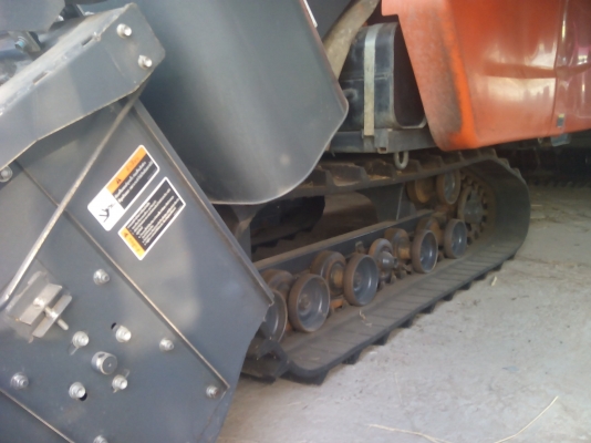 ขายรถเกี่ยวข้าว KUBOTA DC 70 E พร้อมเทรนเลอร์  รถสวยมาก เครี่องดี พร้อมใช้งาน ปี 2555