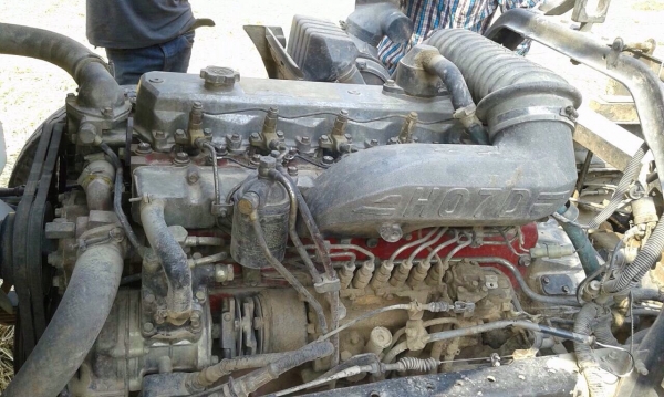 HINO FD 195 HP HO7D หกล้อดั๊มพ์ กระบะดั๊มพ์เหล็ก 5 ตันความยาว 3.60 เมตรอย่างสวย เครื่องแรกดีไม่มีเยิ้ม หัวเก๋งลายสวยภายในเก๋งคอนโซลสวยครบอุปกรณ์พร้อม พวงมาลัยเพาเวอร์ ระบบเบรคทริ๊ปฟี้ ช่วงล่างใหญ่คัชซีสวยไม่มีดาม ยาง 8.25 ขอบ 16 สภาพดี 70\% พร้อมใช้งาน เอก HINO FD 195 HP HO7D หกล้อดั๊มพ์ กระบะดั๊มพ์เหล็ก 5 ตันความยาว 3.60 เมตรอย่างสวย เครื่องแรกดีไม่มีเยิ้ม หัวเก๋งลายสวยภายในเก๋งคอนโซลสวยครบอุปกรณ์พร้อม พวงมาลัยเพาเวอร์ ระบบเบรคทริ๊ปฟี้ ช่วงล่างใหญ่คัชซีสวยไม่มีดาม ยาง 8.25 ขอบ 16 สภาพดี 70\% พร้อมใช้งาน เอก