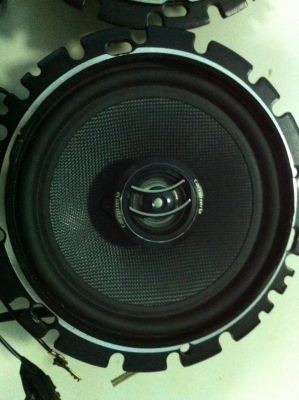 ชุดลำโพง2ทาง แกนร่วม โครงหล่อ Pioneer TS-J1610A มาพร้อมพาสชีพ สภาพสวยๆ