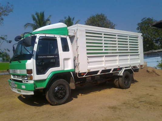 รถ6ล้อดั้ม11ตัน