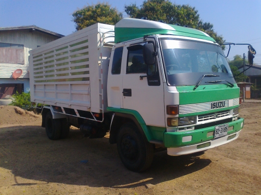 รถ6ล้อดั้ม11ตัน