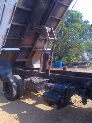 รถ6ล้อดั้ม11ตัน