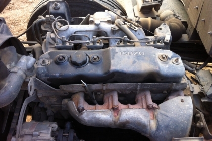 หกล้อ อีซูซุ NPR115แรงเครน2.9ตัน3ปอก2ชัก สภาพดึไช้งานตลอด  มึเงินแค่ 180,000