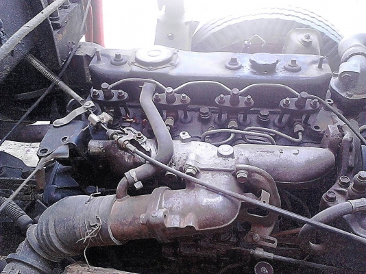 หกล้อ อีซูซุ NPR115แรงเครน2.9ตัน3ปอก2ชัก สภาพดึไช้งานตลอด  มึเงินแค่ 180,000