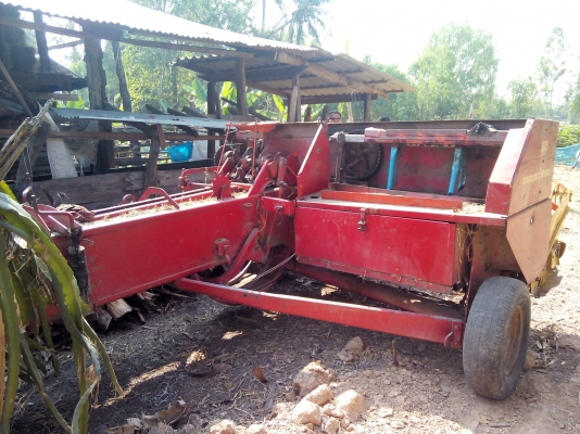 เครื่องอัดฟางนิวฮอนแลนด์พร้อมใช้งานเลยครับ