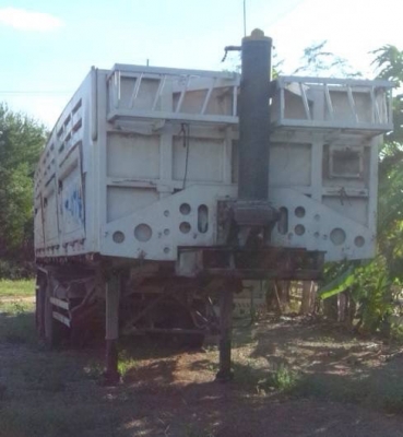 ขายด่วนหางพ่วงดั้มสามมิตรยาว8.5เมตรยิ่งหน้าทะเบืยนพร้อม