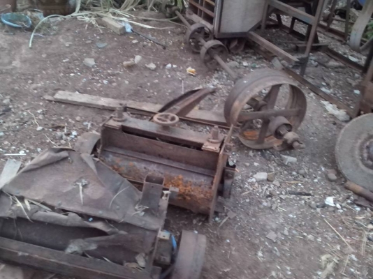 โรงสีข้าวสามหินราคาชั่งกิโล/25000 เท่านั้นอุปกรณยังครบแค่สีเก่า โรงสีข้าวสามหินราคาชั่งกิโล/25000 เท่านั้นอุปกรณยังครบแค่สีเก่า