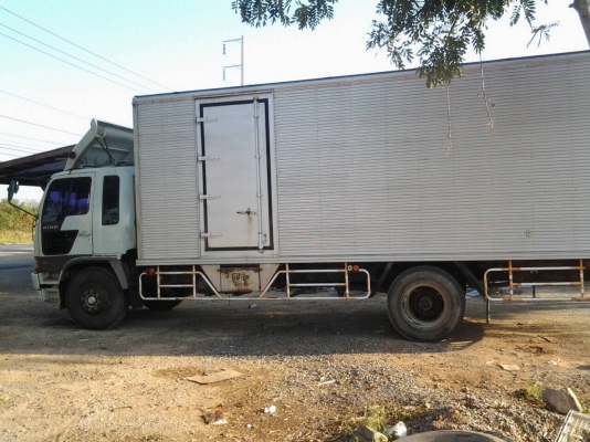 ขาย6ล้อHINO FF3H 195แรงยาว6.5เมตรรถห้างแท้