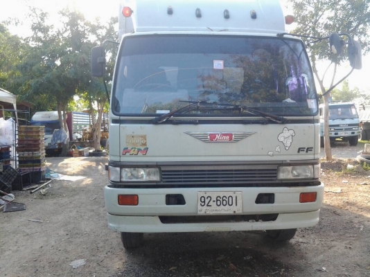 ขาย6ล้อHINO FF3H 195แรงยาว6.5เมตรรถห้างแท้