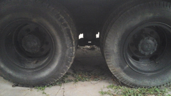 สิบสองล้อมือสอง,Hino F18 วางเครื่อง Deawoo 360 เกียร์ฟูลเลอ สองคานหน้าท้ายลาดมีบรรได สิบสองล้อมือสอง,Hino F18 วางเครื่อง Deawoo 360 เกียร์ฟูลเลอ สองคานหน้าท้ายลาดมีบรรได