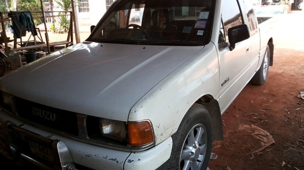 ***ขายแล้วครับขอบคุณ Truck2hand ขาย มังกรทองแค็ป TFR-87 กระบะยอดนิยม ISUZU SPACECAB2.5SL (กระจกหูช้าง)ปี33/90 เครื่องเดิม เกียร์เดิม เครื่องมังกรทอง2.5 ยอดนิยม เครื่องแน่น แห้ง แรง ไม่เยิ้ม ครับ ประหยัดสุด เกียร์เดิม เข้าง่ายไม่หลุด ช่วงล่างแน่น คัสซ ***ขายแล้วครับขอบคุณ Truck2hand ขาย มังกรทองแค็ป TFR-87 กระบะยอดนิยม ISUZU SPACECAB2.5SL (กระจกหูช้าง)ปี33/90 เครื่องเดิม เกียร์เดิม เครื่องมังกรทอง2.5 ยอดนิยม เครื่องแน่น แห้ง แรง ไม่เยิ้ม ครับ ประหยัดสุด เกียร์เดิม เข้าง่ายไม่หลุด ช่วงล่างแน่น คัสซ