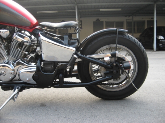 ขาย honda steed 400 แต่งพร้อมทะเบียน ราคา 105,000