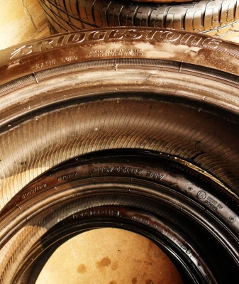 ยางขอบ17 บริดสโตน215-45 R17ลงพื้นปลายปี13(3เส้น2,800บ) ยางขอบ17 บริดสโตน215-45 R17ลงพื้นปลายปี13(3เส้น2,800บ)