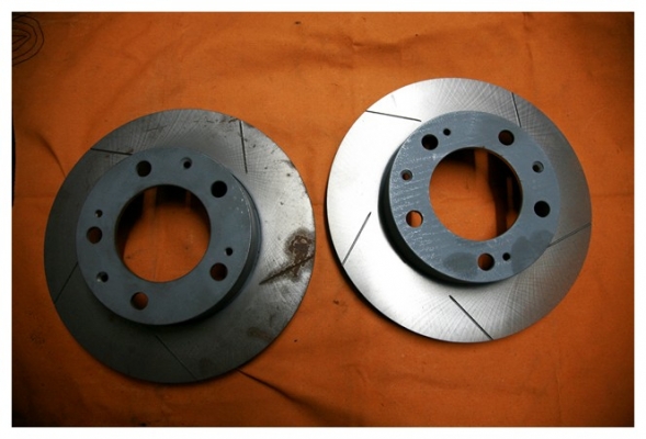 ขายจานเบรค Porsche 928 แท้ค้างสต๊อก