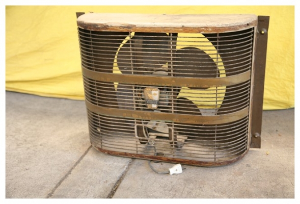 ขายพัดลมดูดอากาศโบราณ Emerson USA