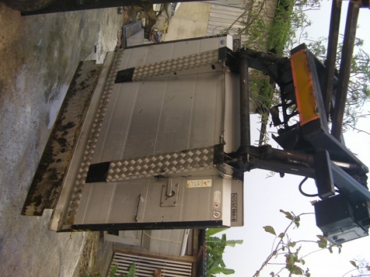 ขายฝาปิด-เปิดท้าย ไฮโดริดญี่ปุ่นแท้ สภาพพร้อมใช้งานและอุปกรณ์ครบ(แบบอลูมิเนียมสำหรับรถ6-10ล้อ) ราคาเริ่มต้นที่18,000บาท