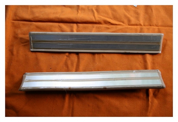 กาบรองบันไดประตูหลัง Benz C Class W202  สภาพสวย