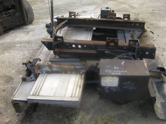 ขายด่วนฝาท้ายไฮโดลิคอลูมิเนียม2พับ ไฟ24v พร้อมปั้ม สำหรับรถ6-10ล้อเก่านอกแท้ๆ ราคา35000 มีให้เลือก3ชุด ขายด่วนฝาท้ายไฮโดลิคอลูมิเนียม2พับ ไฟ24v พร้อมปั้ม สำหรับรถ6-10ล้อเก่านอกแท้ๆ ราคา35000 มีให้เลือก3ชุด