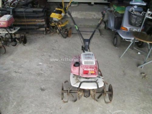 เครื่องพรวนดิน   HONDA     F210  รหัสสินค้า : 14002167  หรือเพิ่มเติมไดที่ www.nihonmono.com