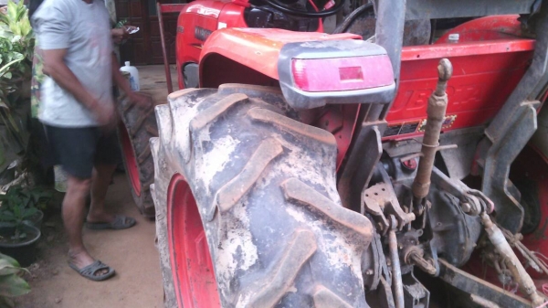 KUBOTA 4708 หาง5 โรตารี่ ใบดัน รถสวยพร้อมใช้ครับ KUBOTA 4708 หาง5 โรตารี่ ใบดัน รถสวยพร้อมใช้ครับ