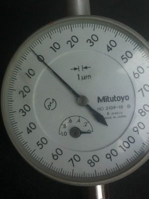 ไดอัลเกจ ( dial gauge) ยี่ห้อ Mitutoyo ความละเอียด 0.001 มม.(ละเอียดมาก)