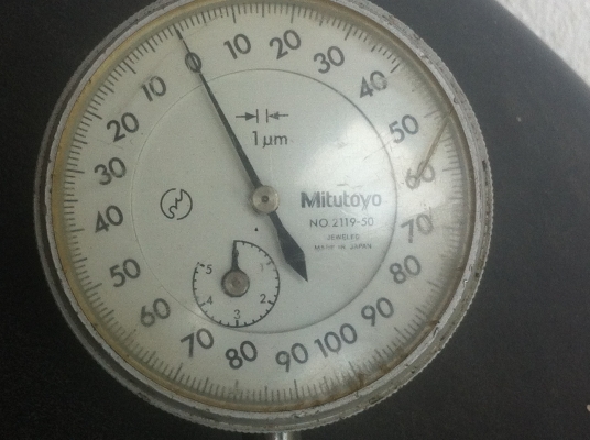 ไดอัลเกจ ( dial gauge) ยี่ห้อ Mitutoyo ความละเอียด 0.001 มม.(ละเอียดมาก) ไดอัลเกจ ( dial gauge) ยี่ห้อ Mitutoyo ความละเอียด 0.001 มม.(ละเอียดมาก)