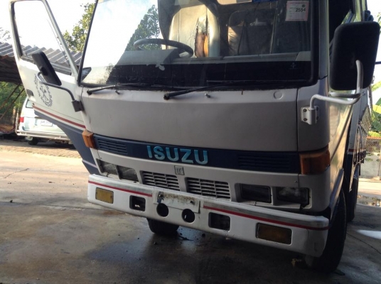 4ล้อกลางสวยถุกดี