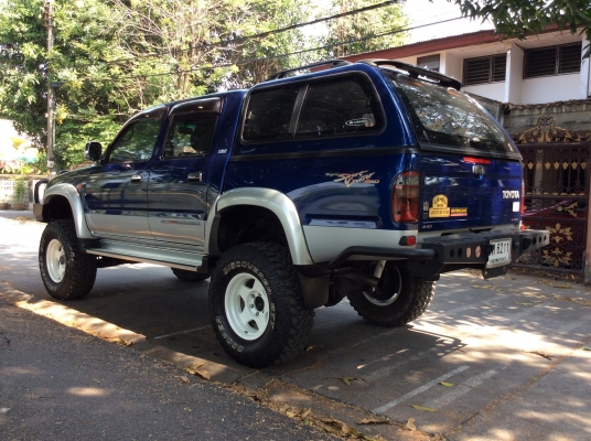 ขาย TOYOTA SPORT CRUISER 4 WD 2.5 MT มือเดียว ขาย TOYOTA SPORT CRUISER 4 WD 2.5 MT มือเดียว