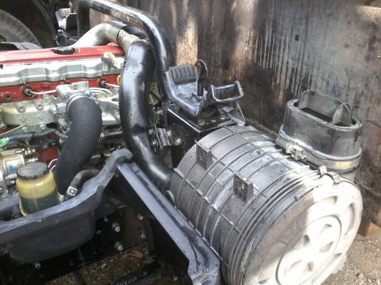 รถบรรทุก 6 ล้อกลา ติดต่อ 0810371003