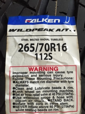 ยางใหม่ FALKEN WILDPEAK A/T ดอก AT ตัวหนังสือที่แก้มยางขาว