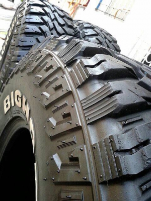 ขายยางMaxxis MT764ปี12 ดอกเซ็นต์กว่า