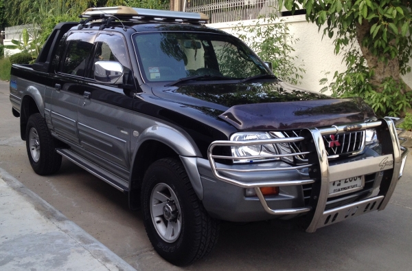 ขายมิตซูบิชิ สตราด้า แกรนดิส 2800