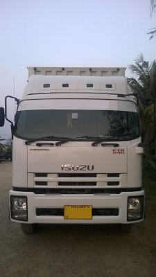 ขาย FTR 240 ปี53 NGV ตู้ 10 บาน 7.50 เมตร รถสวยพร้อมใช้ครับ